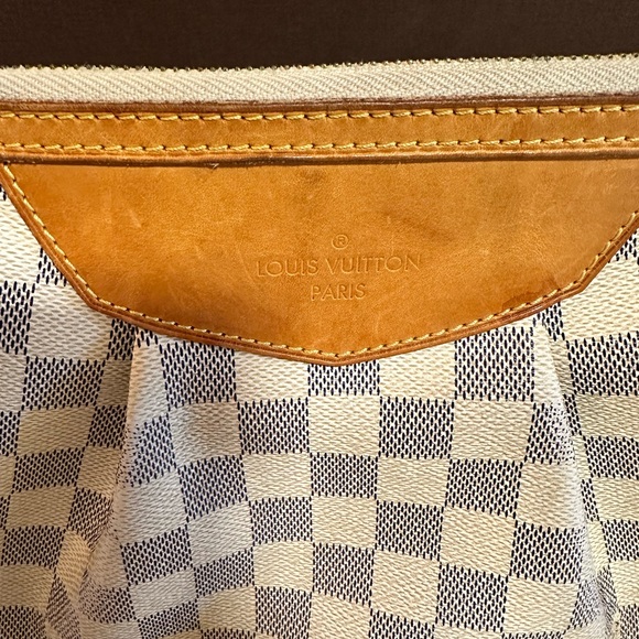 Authentic Louis Vuitton Siracusa - discontinued bag - Picture 5 of 13